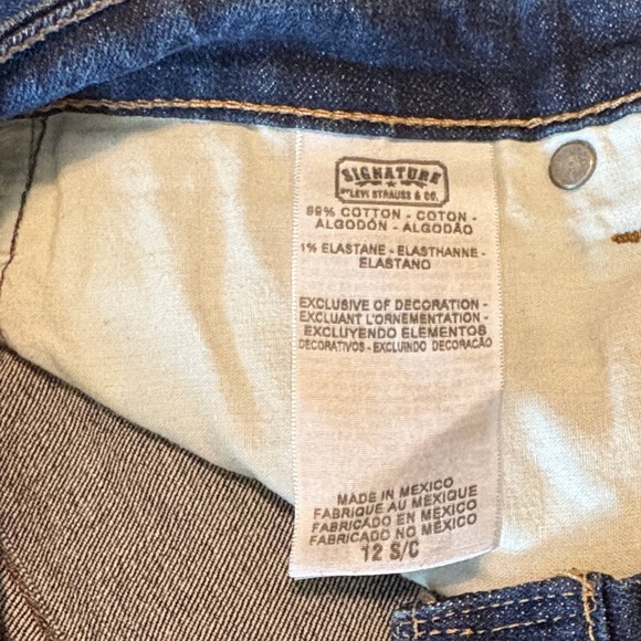 Levi’s signature Boot Cut Women's Jeans - Deep Blue 12 short - Picture 3 of 8